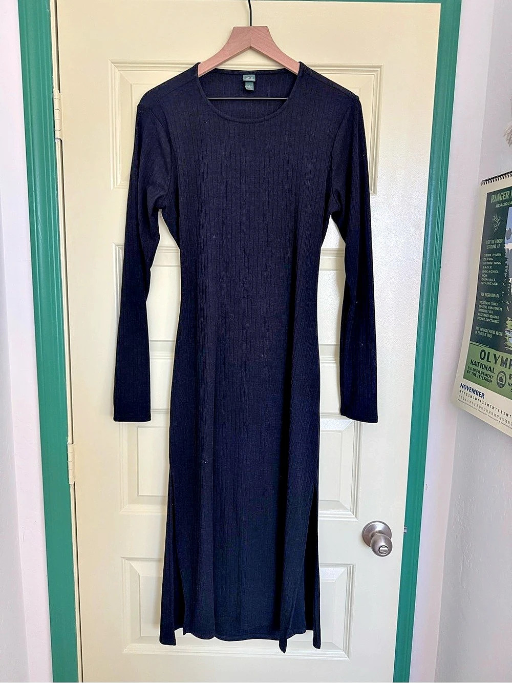 wild fable Ribbed Knit Long Sleeve Open Back Midi Dress Black Large